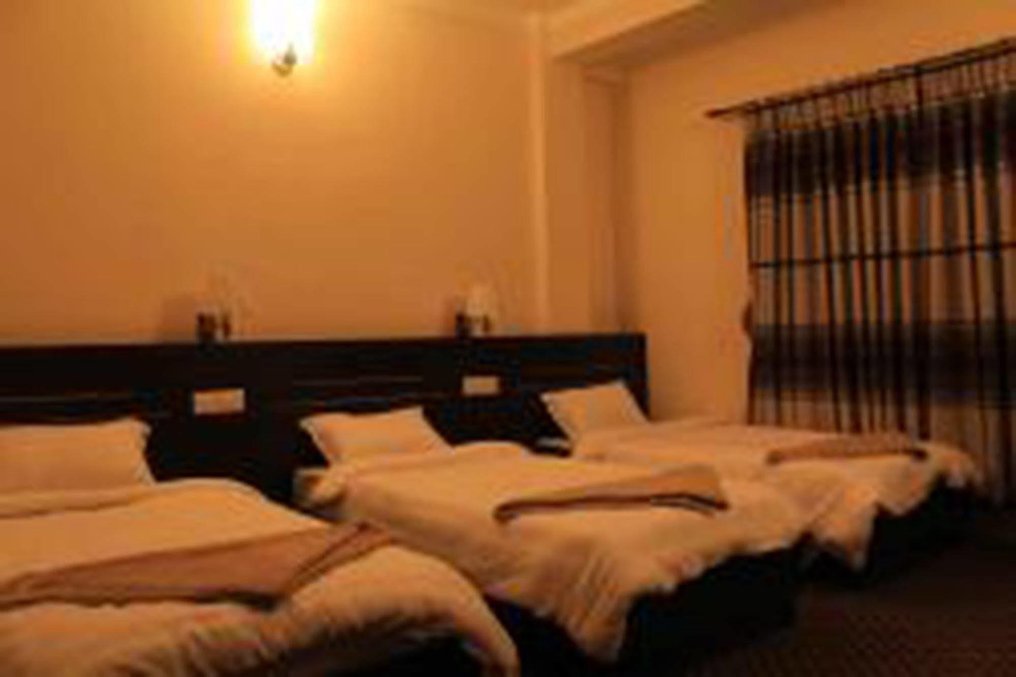 Mirage Inn Rummindei Exterior foto